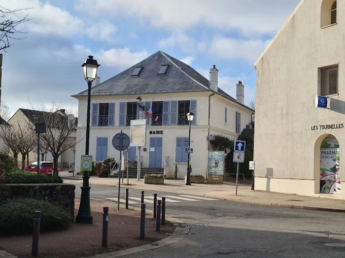 Saclay (91400)
